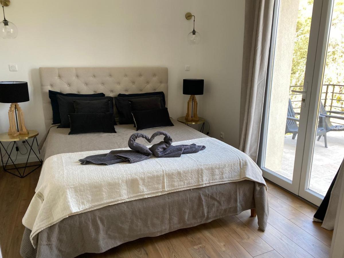 Home Sweet Home: Cozy Apartment with Terrace Near City and Sea Bastia  Exterior photo
